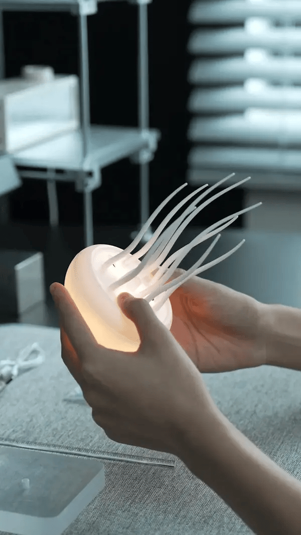 Alvoro™ Jellyfish Lamp